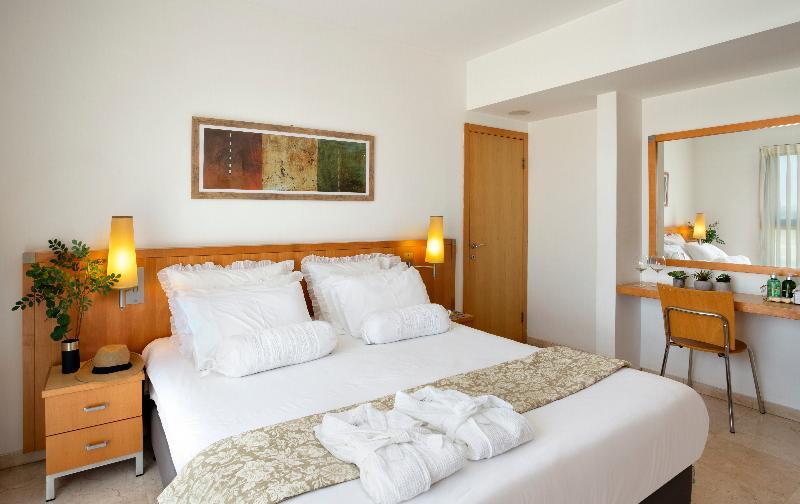 Aparthotel Okeanos On The Beach Herzliya Luaran gambar
