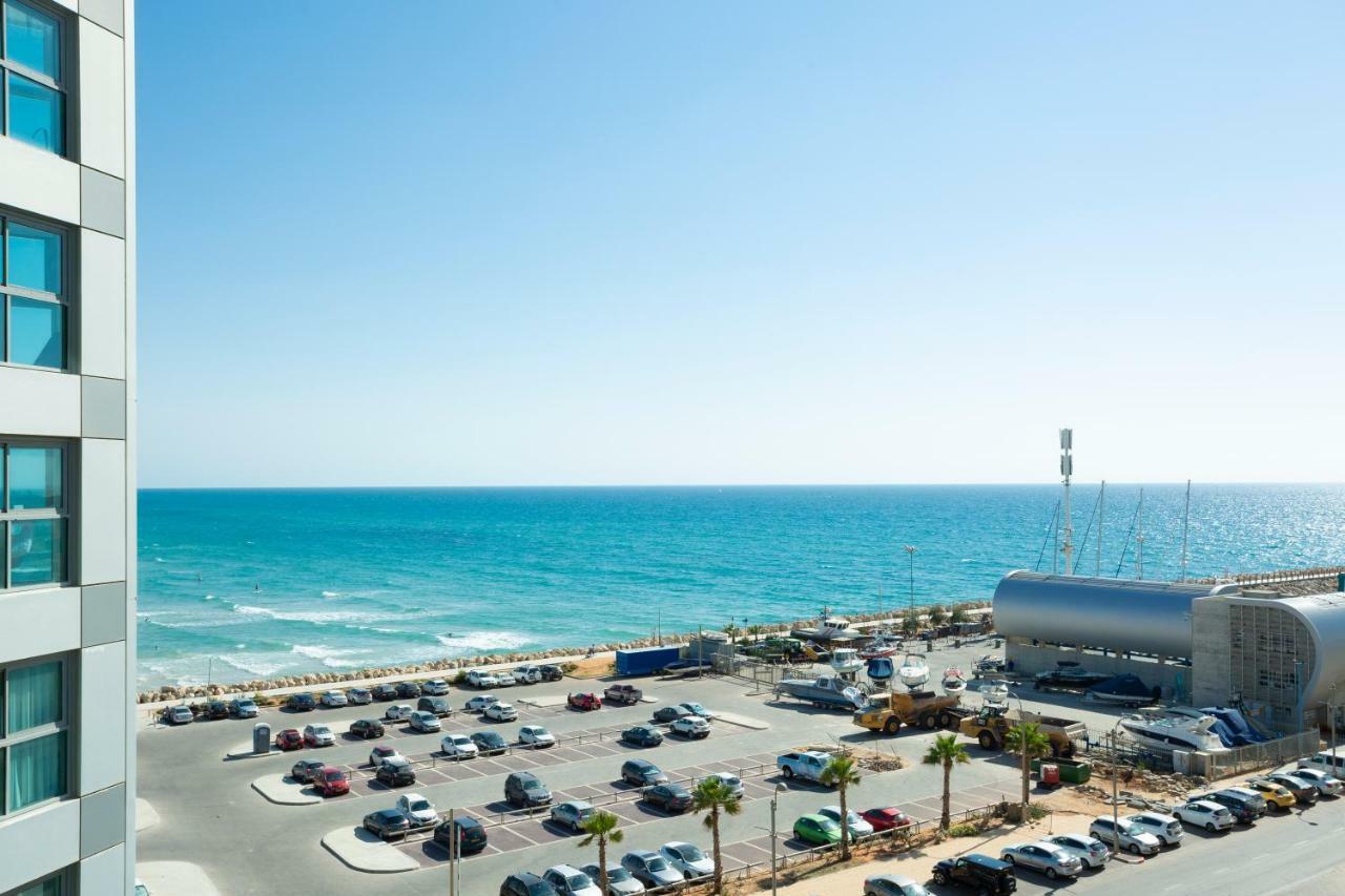 Aparthotel Okeanos On The Beach Herzliya Luaran gambar