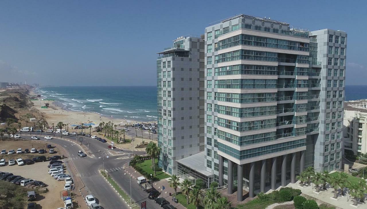 Aparthotel Okeanos On The Beach Herzliya Luaran gambar